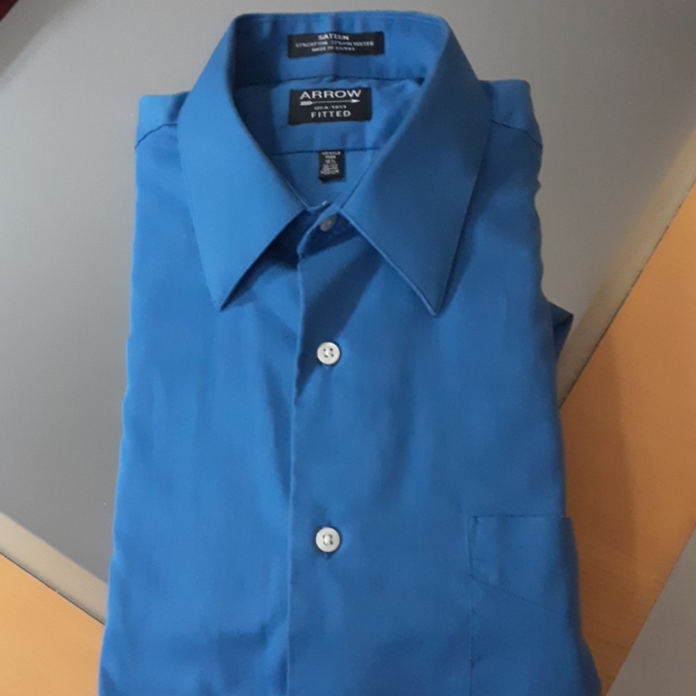 Arrow dress shirt ( Tie not included)
